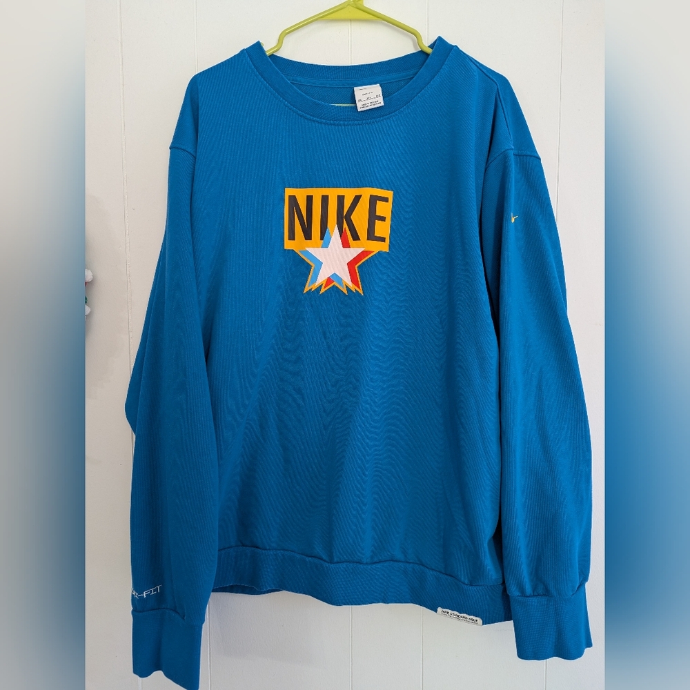 Nike Standard Issue Men's Basketball Crew Neck Pullover size XXL